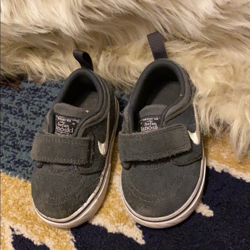 Grey Suede Nike Stefan Janiski Shoes
